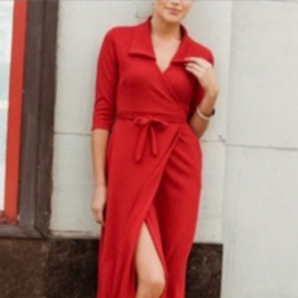 NEW•1X•CLASSY RED WRAP DRESS•NWT - Picture 5 of 10